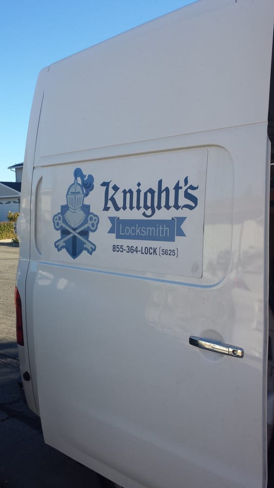 knights-logo-truck